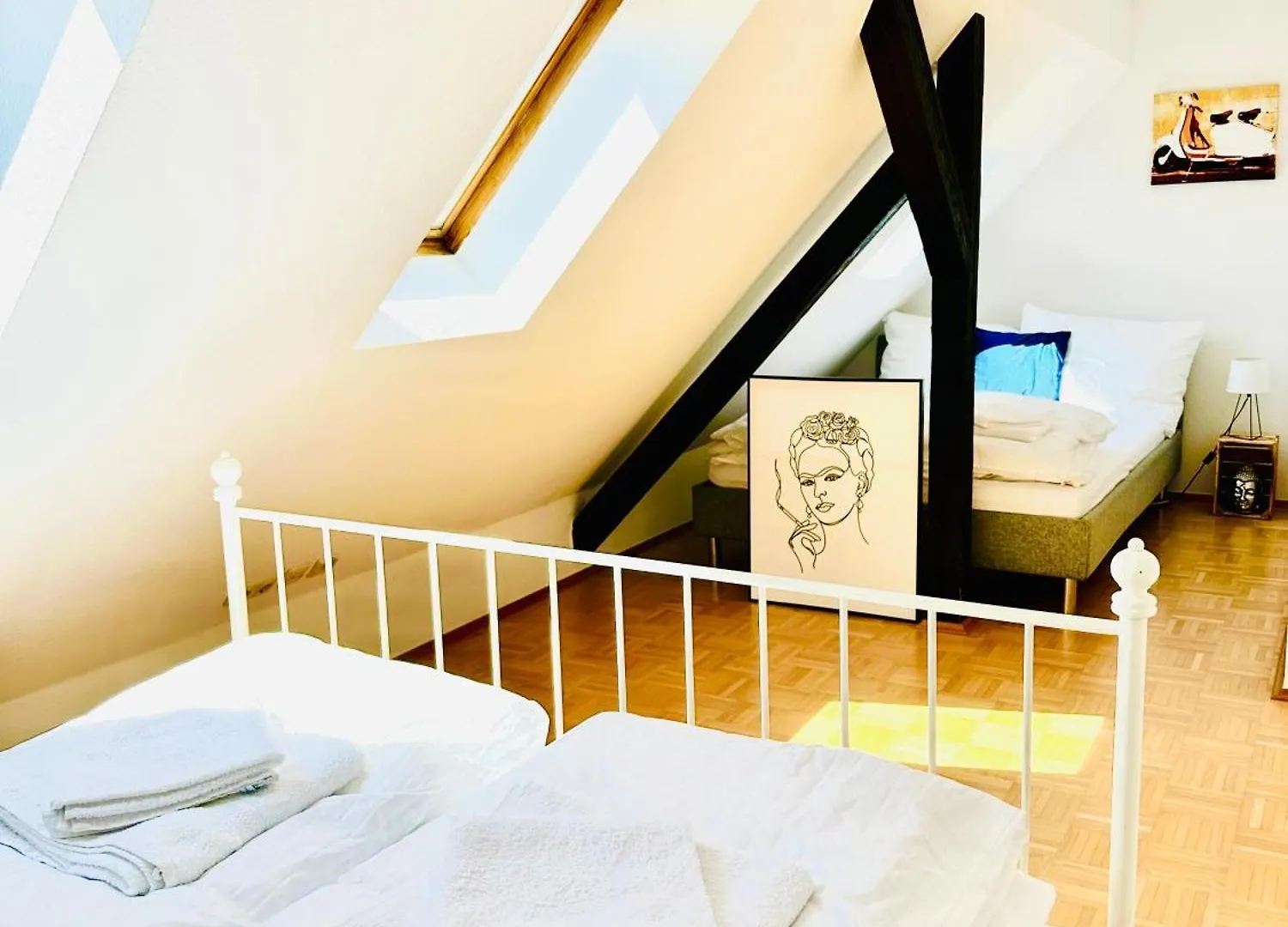 Massive Karli Loft - Over 130 Meters Floor Space - Home Theater Room - 4 Private Sleeping Areas - Best Location In Leipzig 0*,